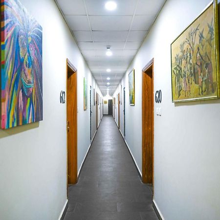 Kampala Boulevard Suites Kültér fotó