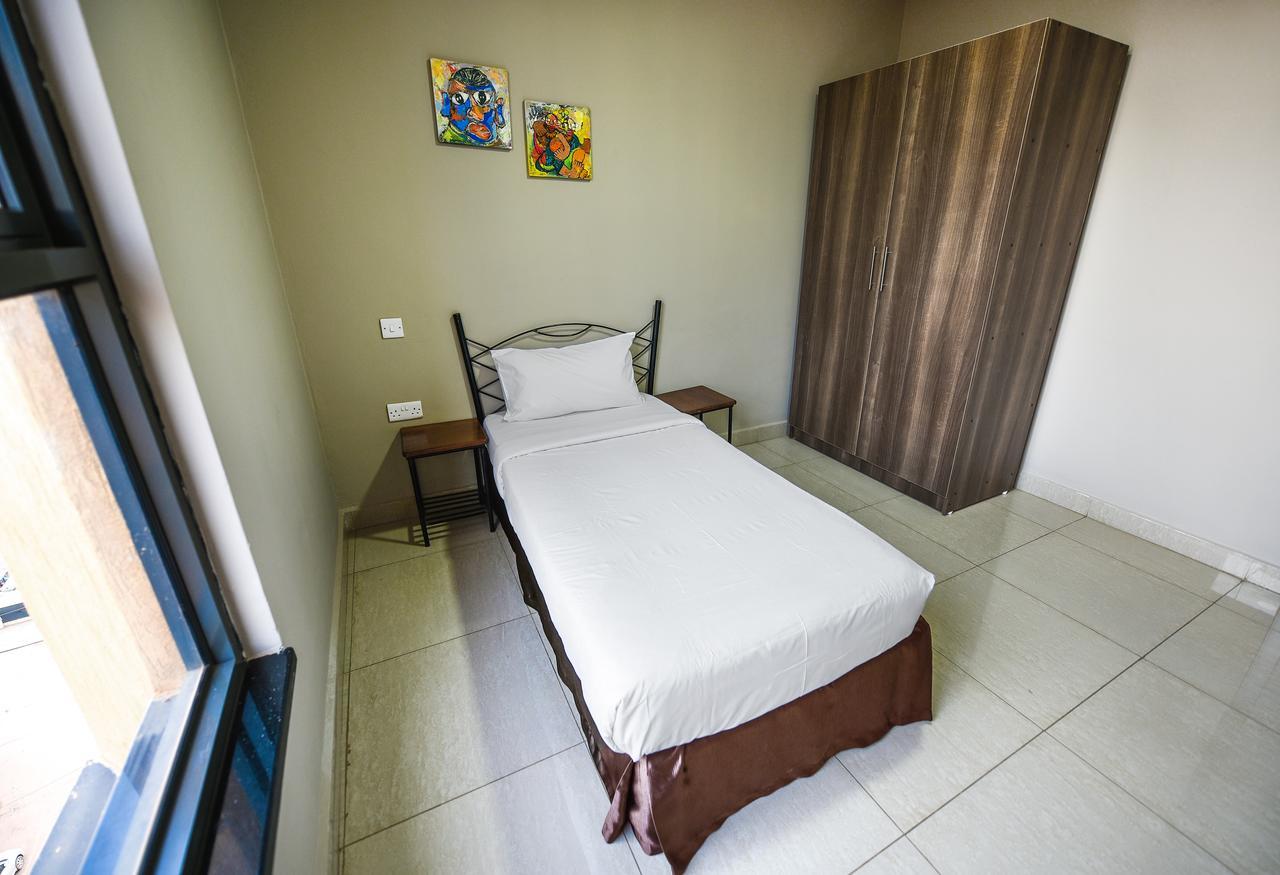 Kampala Boulevard Suites Kültér fotó