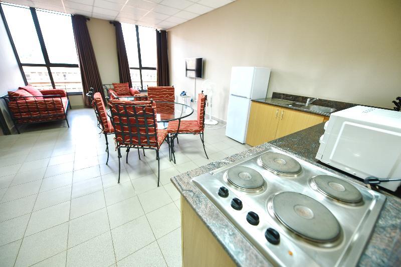 Kampala Boulevard Suites Kültér fotó