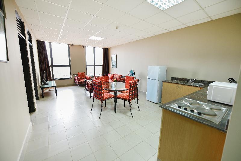 Kampala Boulevard Suites Kültér fotó